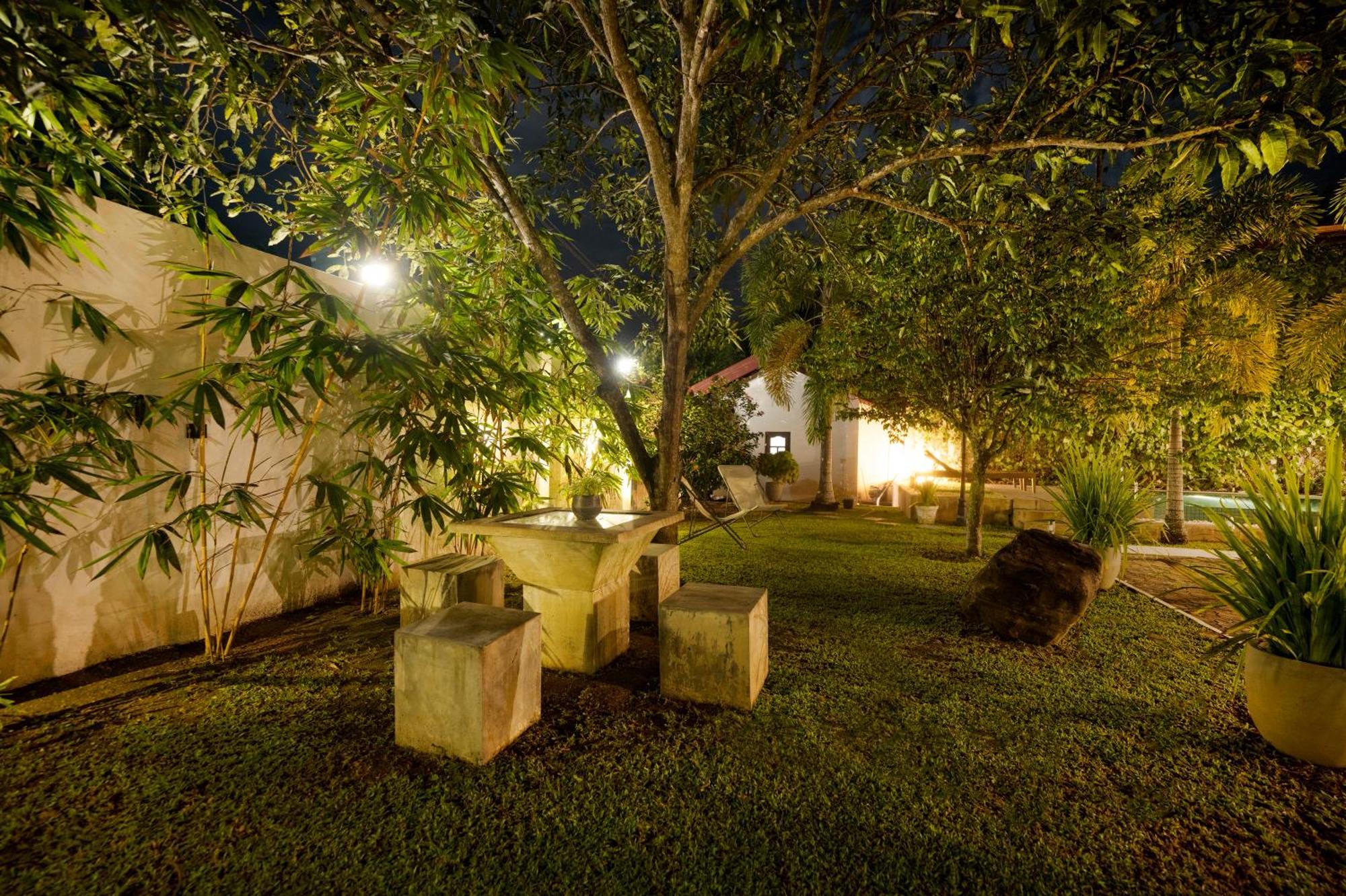 Thithi'S Palace Mirissa Extérieur photo