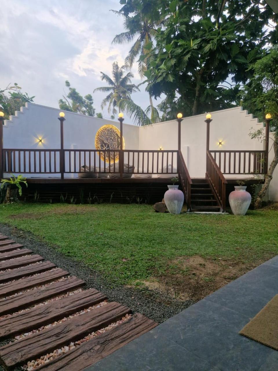 Thithi'S Palace Mirissa Extérieur photo
