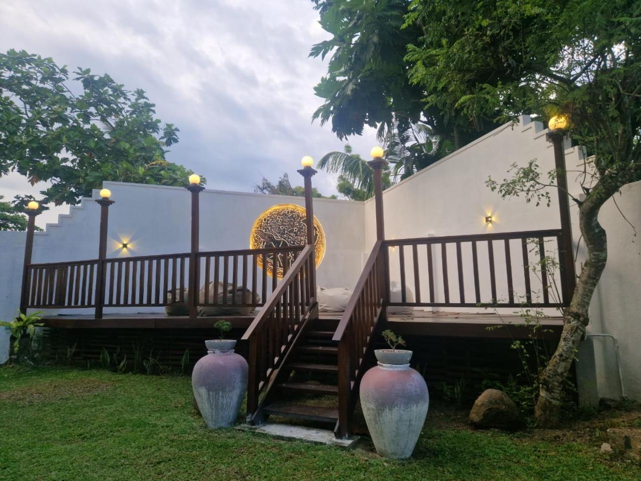 Thithi'S Palace Mirissa Extérieur photo